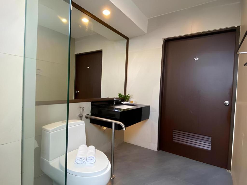 Kemena View Hotel Kuching Kültér fotó